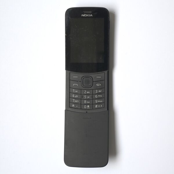 8110 4G